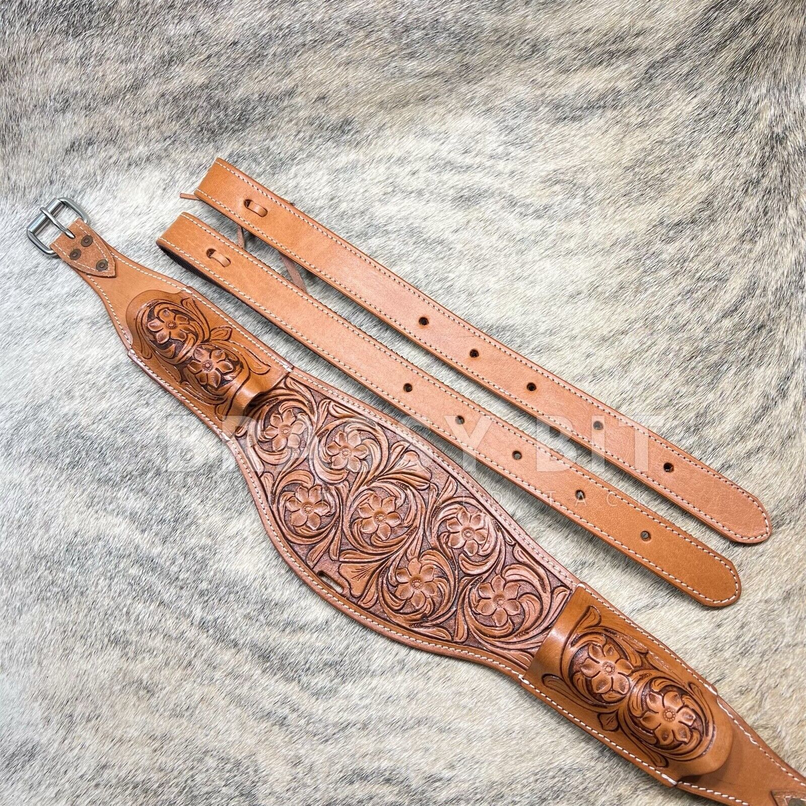 33" Tooled Back Cinch W/ Rigging
